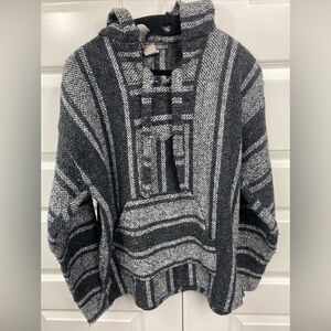 Earthbound Trading Co Poncho Baha Mexican Hoodie Pullover Molina Black Gray Med